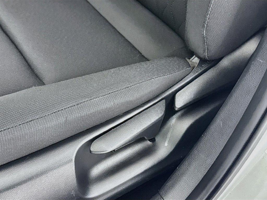 Used 2025 Toyota Corolla LE FWD image 19