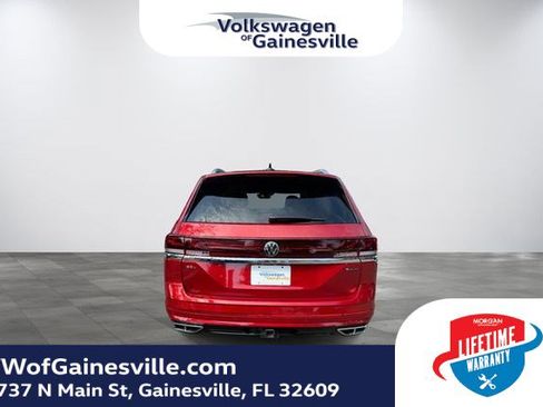 Certified 2024 Volkswagen Atlas SEL Premium R-Line AWD/4WD image 5