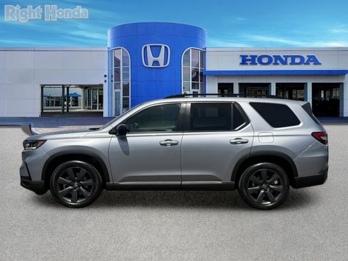 Certified 2023 Honda Pilot Sport image 4