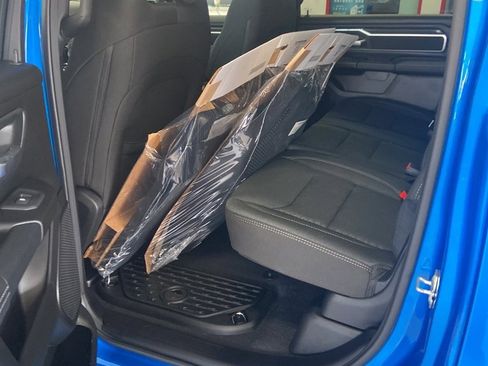 New 2026 RAM 1500 4x4 Crew Cab image 12