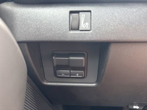 New 2026 Chevrolet Colorado LT w/ LT Convenience Package RWD image 5