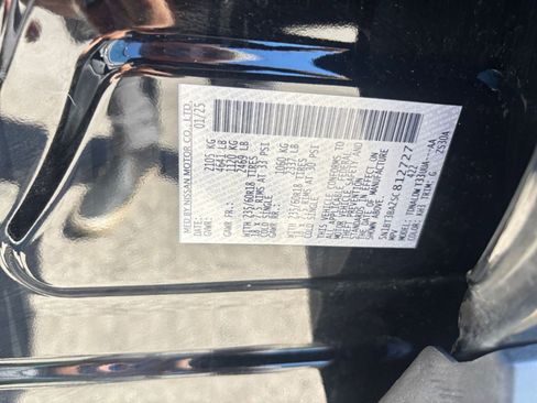 Used 2025 Nissan Rogue SV FWD image 31