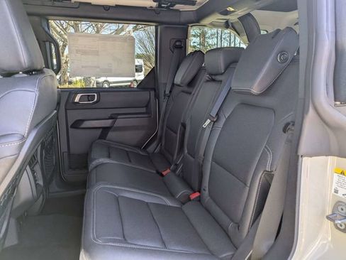 New 2026 Ford Bronco Big Bend w/ Black Diamond Package AWD/4WD image 12