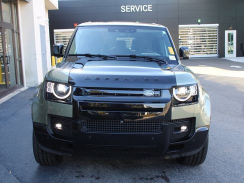Used 2024 Land Rover Defender 130 X image 3