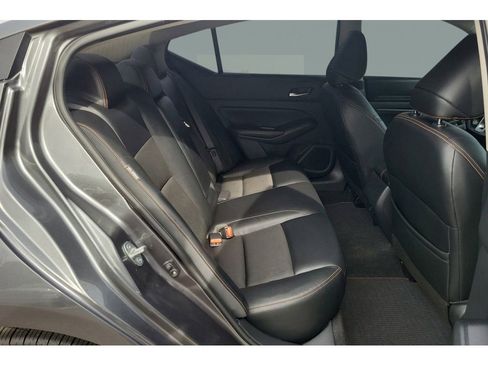 Used 2021 Nissan Altima 2.5 SR FWD image 22