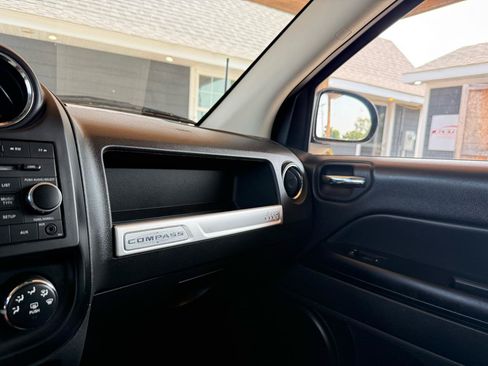 Used 2014 Jeep Compass Sport w/ Power Value Group FWD image 40
