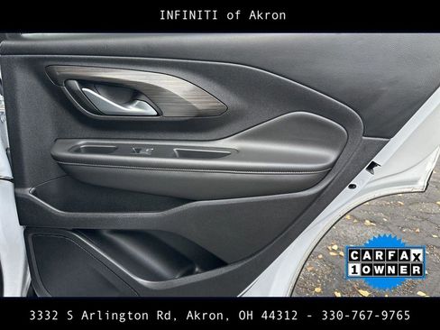 Used 2022 GMC Terrain SLT w/ Tech Package image 32