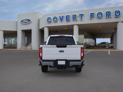 New 2026 Ford F250 XLT w/ FX4 Off-Road Package AWD/4WD image 5