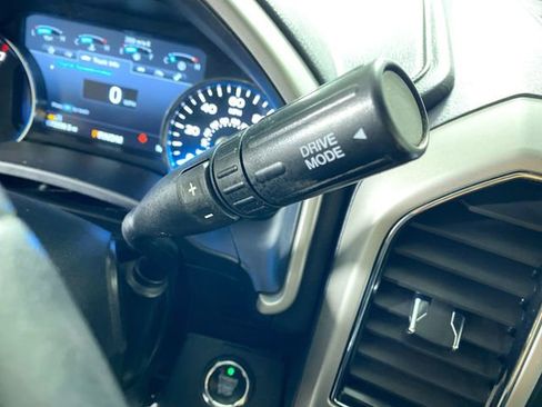 Used 2019 Ford F150 Lariat image 17