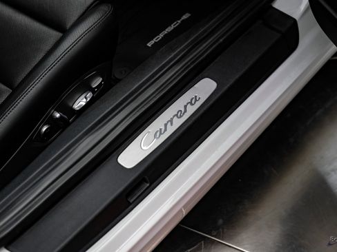 Used 2015 Porsche 911 Carrera image 44