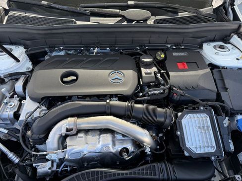 New 2026 Mercedes-Benz GLB 250 image 30
