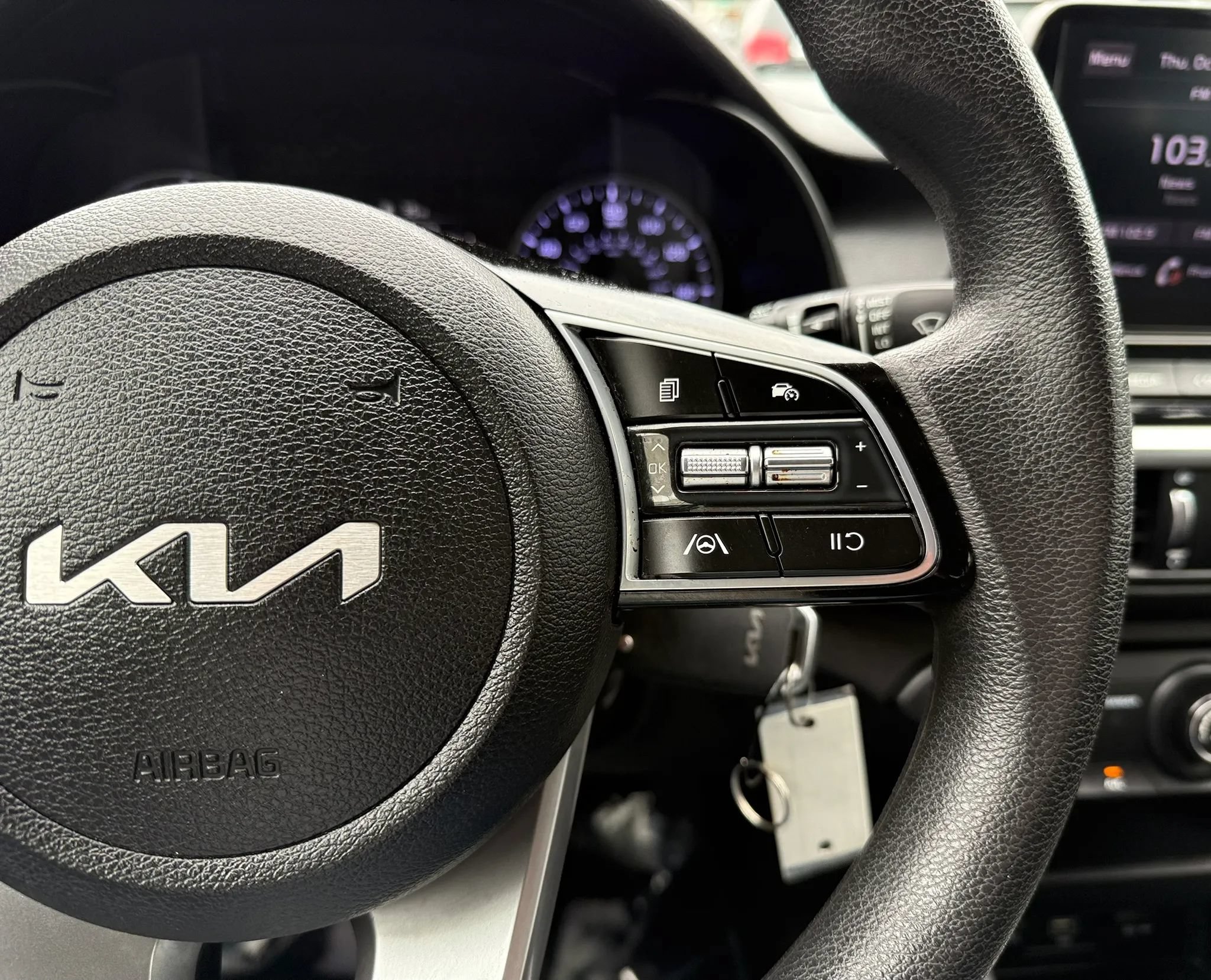 Used 2022 Kia Forte LXS FWD image 14