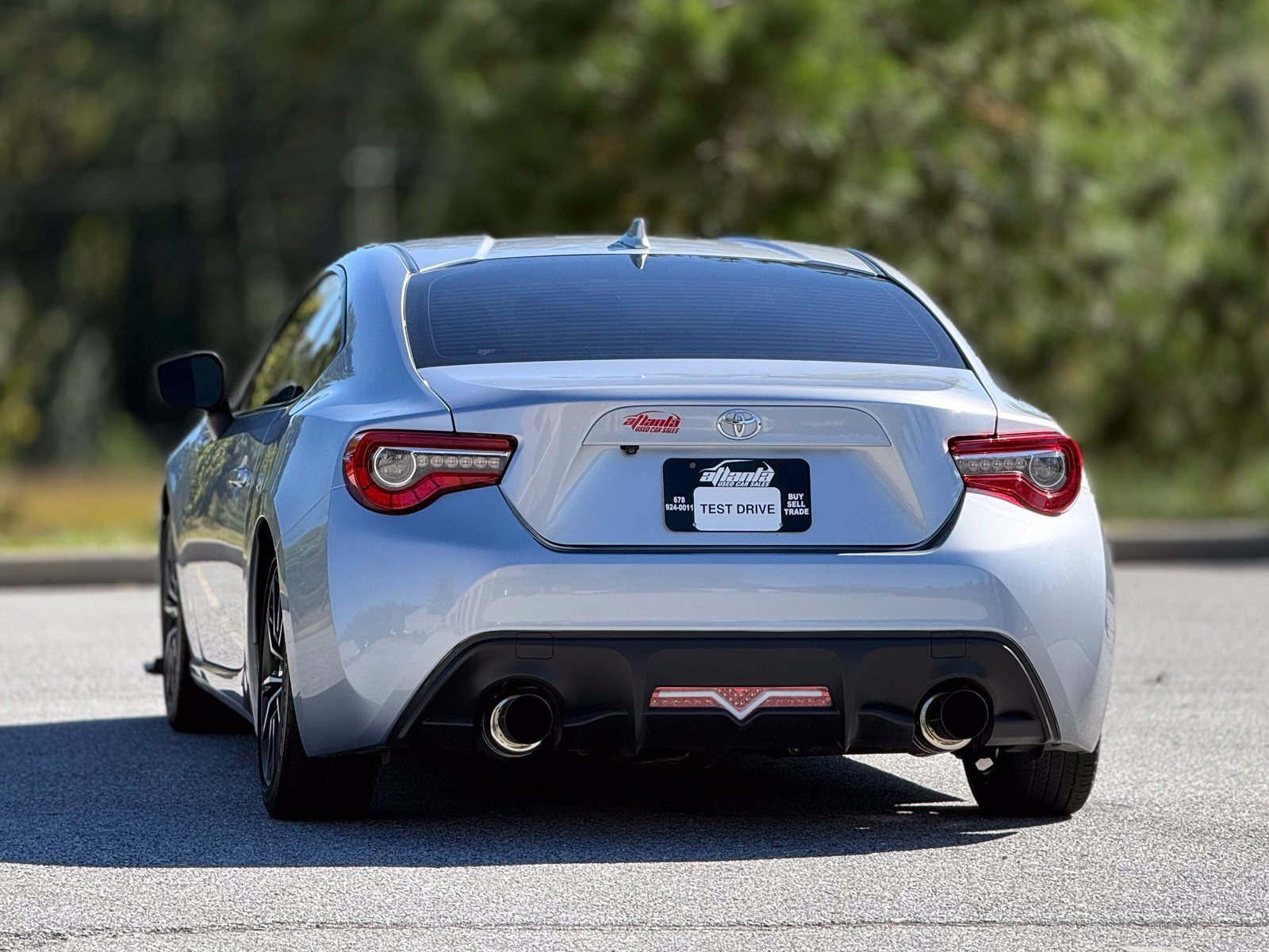 Used 2020 Toyota 86 RWD image 5
