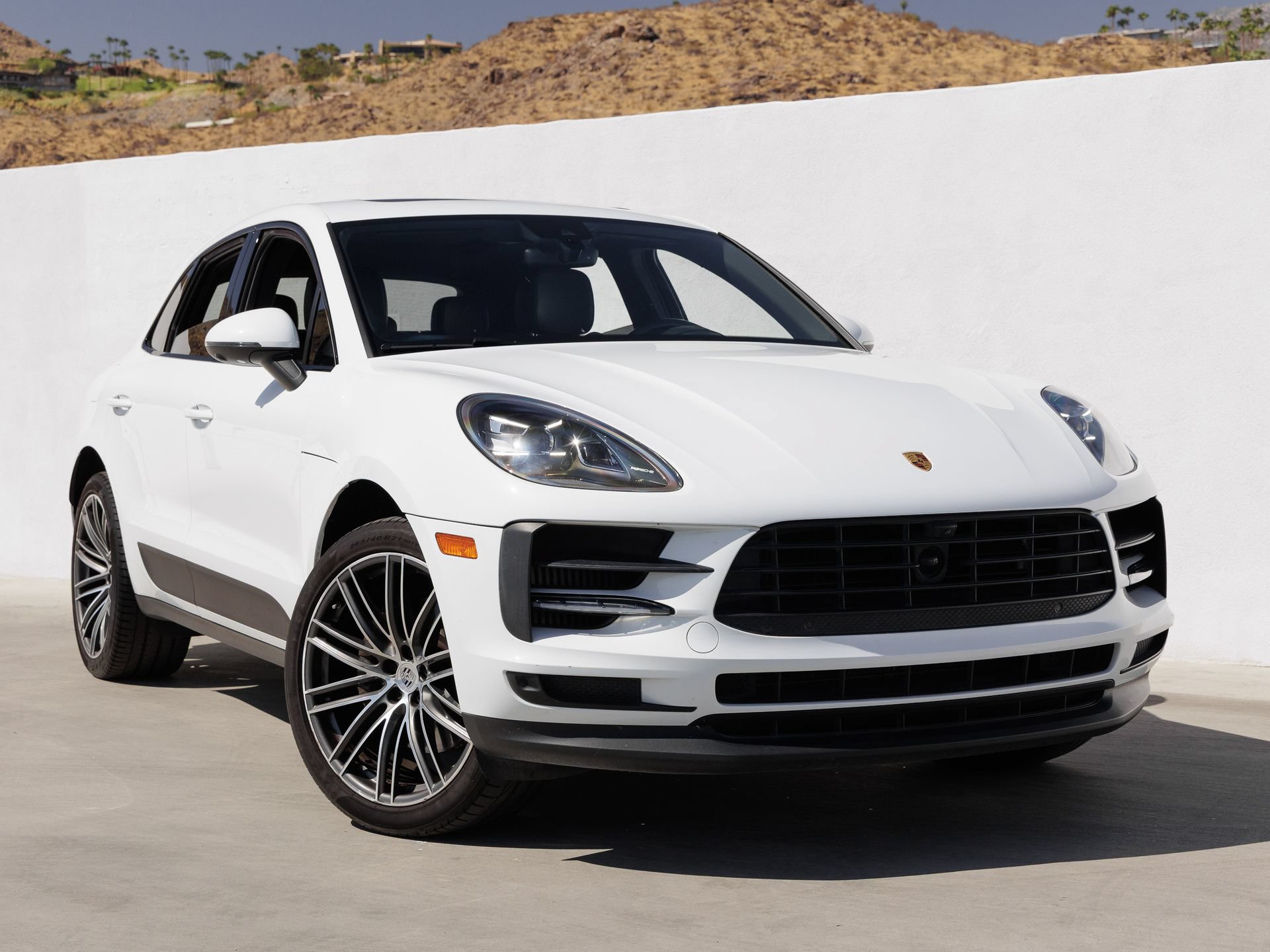 Certified 2021 Porsche Macan S AWD/4WD image 9