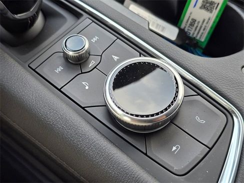 New 2025 Cadillac XT5 Sportv w/ Technology Package image 31