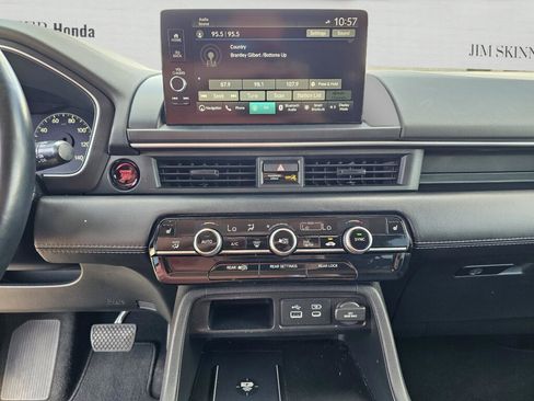 Used 2023 Honda Pilot Touring image 28