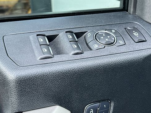 Used 2018 Ford F250 Lariat w/ Lariat Ultimate Package image 11