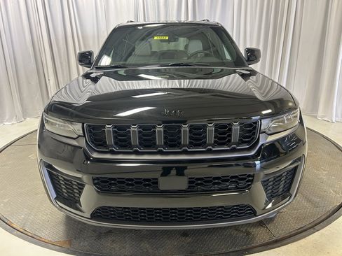 New 2026 Jeep Grand Cherokee L Limited image 27