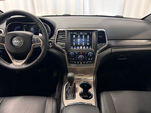 Used 2016 Jeep Grand Cherokee Limited AWD/4WD image 13