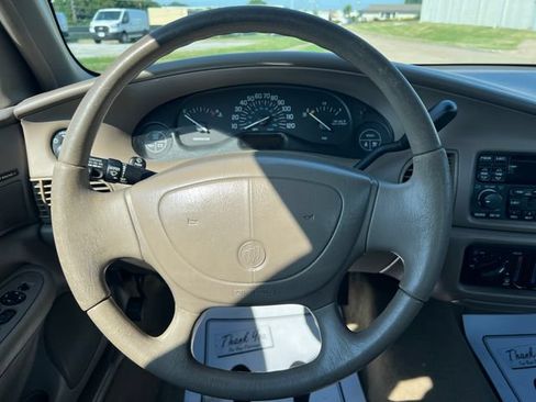Used 2001 Buick Century Custom w/ Premium Pkg FWD image 16
