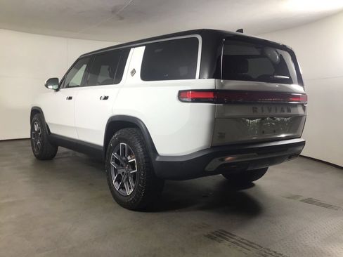 Used 2023 Rivian R1S Adventure Quad AWD/4WD image 3