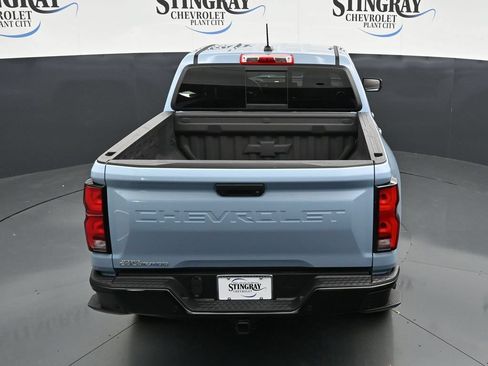 Used 2025 Chevrolet Colorado Z71 w/ Technology Package AWD/4WD image 23