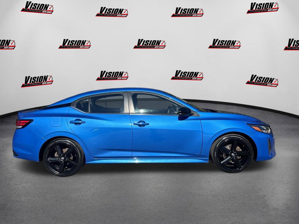 Used 2024 Nissan Sentra SR FWD image 4