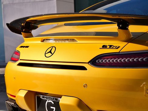 Used 2020 Mercedes-Benz AMG GT R image 10