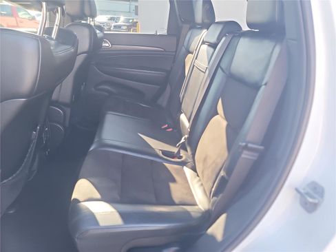 Used 2019 Jeep Grand Cherokee Altitude image 11