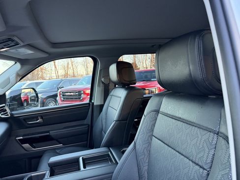 Used 2024 Toyota Tundra Limited image 13