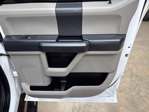 Used 2022 Ford F250 XL w/ Power Equipment Group image 26