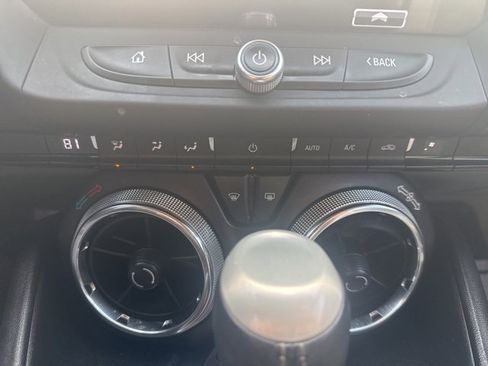 Used 2017 Chevrolet Camaro LT w/ Technology Package image 24