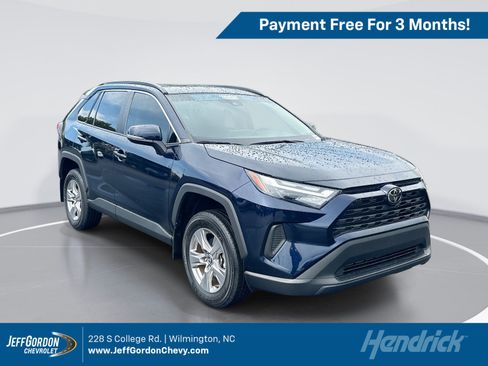 Used 2024 Toyota RAV4 XLE w/ Convenience Package FWD image 1
