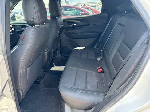 Used 2023 Chevrolet TrailBlazer RS w/ Sun and Liftgate Package AWD/4WD image 9