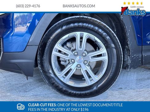 Certified 2022 GMC Terrain SLE w/ Driver Convenience Package image 4