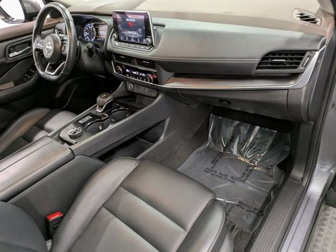 Used 2023 Nissan Rogue SV w/ SV Premium B Package image 29