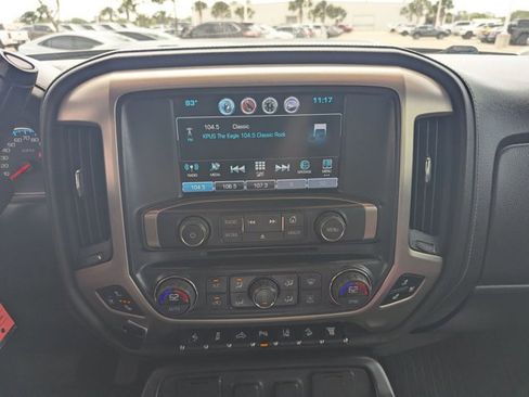 Used 2018 GMC Sierra 2500 Denali w/ Duramax Plus Package image 12