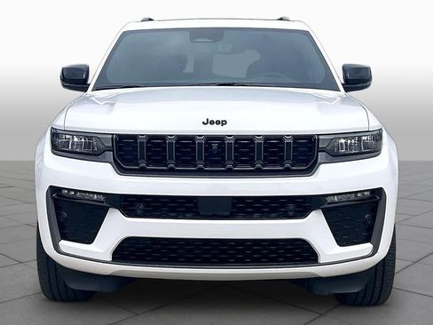 New 2026 Jeep Grand Cherokee Limited Reserve AWD/4WD image 3