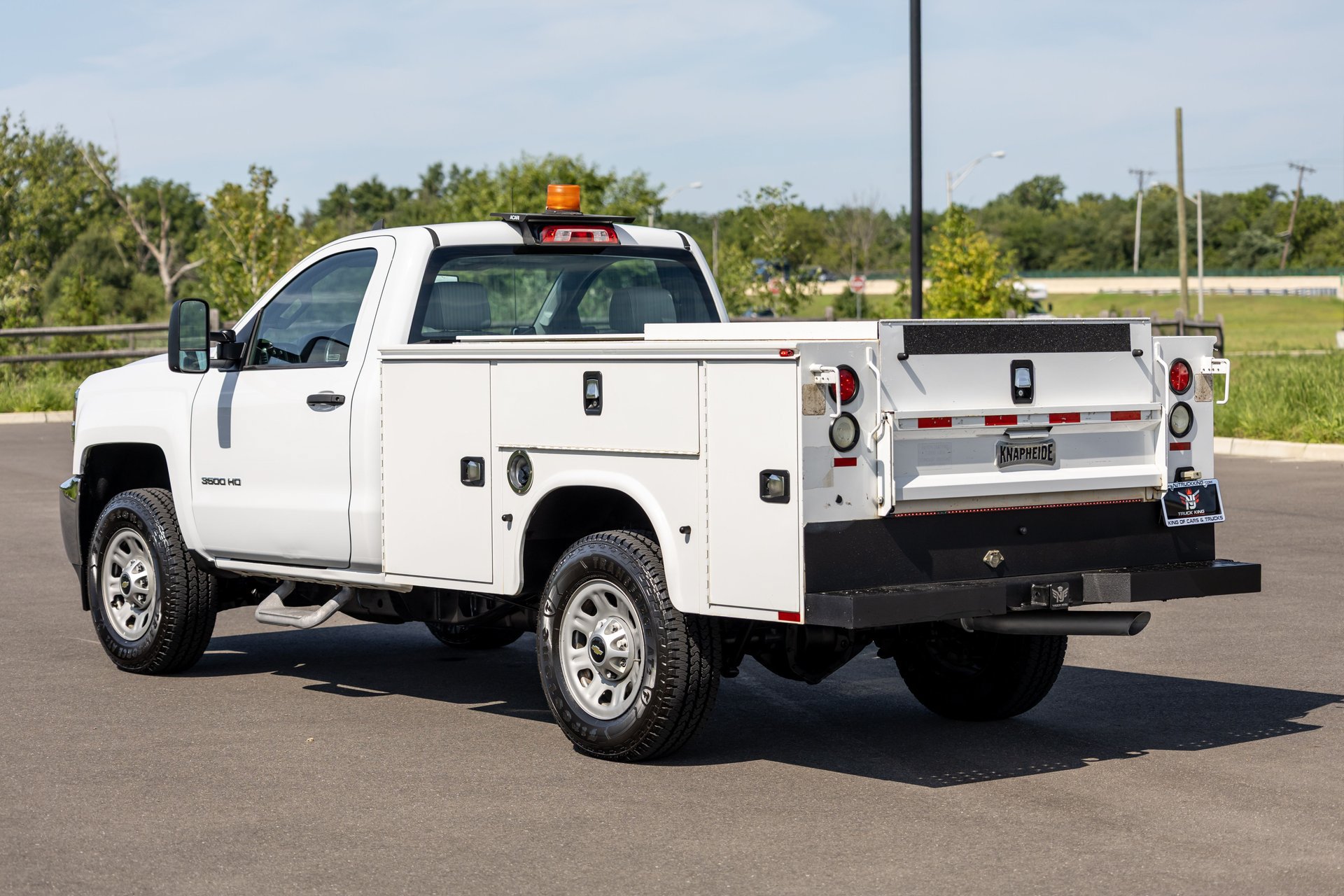 Used 2017 Chevrolet Silverado 3500 W/T RWD image 8