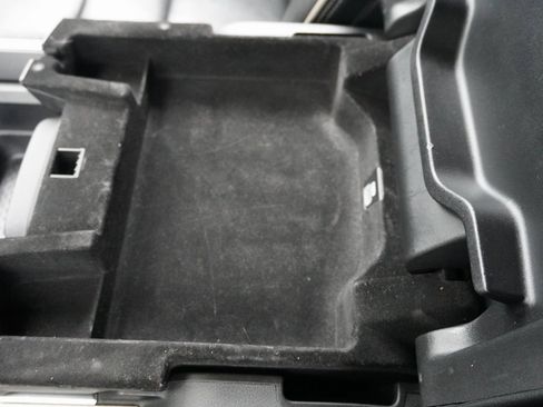 Used 2019 RAM 1500 Laramie image 13