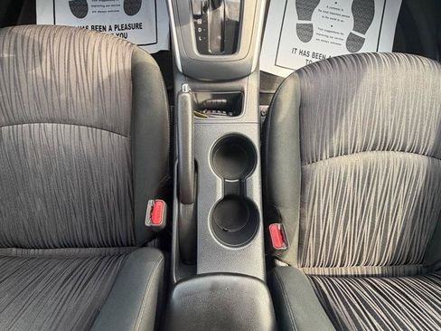Used 2019 Nissan Sentra SV w/ Special Edition Package FWD image 24