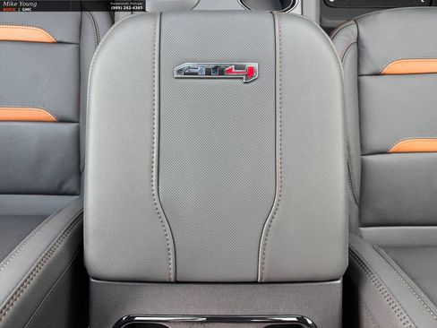 New 2026 GMC Sierra 2500 AT4 w/ AT4 Premium Plus Package AWD/4WD image 19