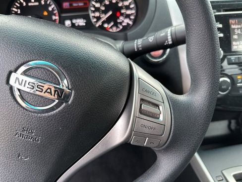 Used 2015 Nissan Altima 2.5 S w/ Power Driver Seat Package image 12