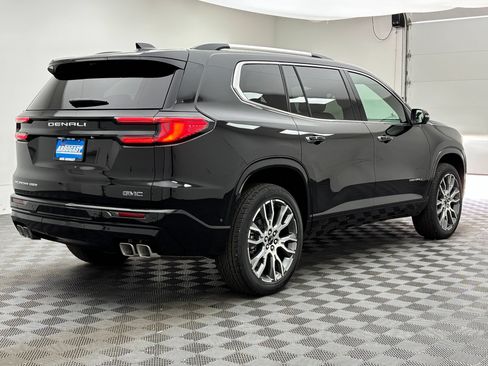 New 2026 GMC Acadia Denali Ultimate w/ LPO, Floor Liner Package AWD/4WD image 11