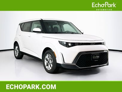 Used 2025 Kia Soul LX w/ LX Technology Package