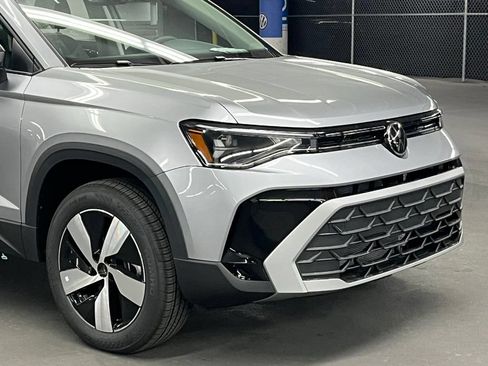 New 2026 Volkswagen Taos S AWD/4WD image 36
