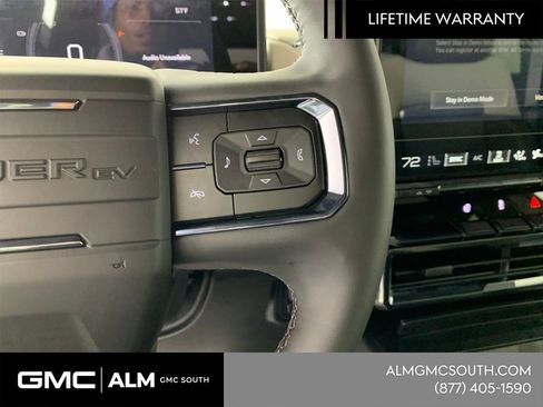 New 2026 GMC Hummer EV SUV image 20