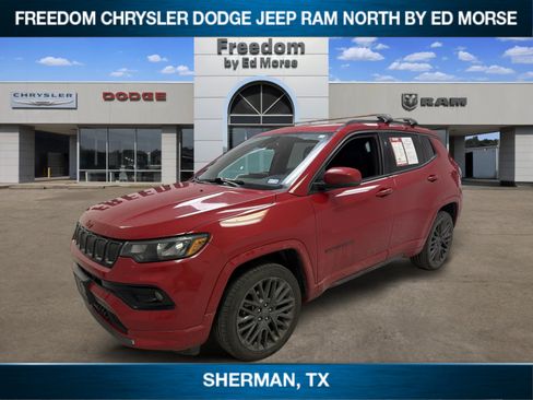 Used 2022 Jeep Compass Limited AWD/4WD image 1