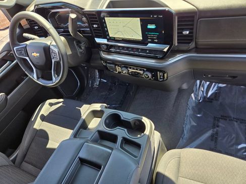 Used 2025 Chevrolet Silverado 1500 LT RWD image 15