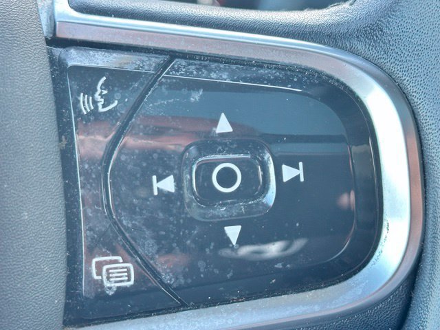 Used 2016 Volvo XC90 T6 Inscription w/ Vision Package AWD/4WD image 13